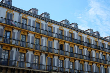 Fototapeta premium Plaza de la Constitución (Constitution Square) in the Old Town (Parte Vieja) of San Sebastián (Donostia), Basque Country, Spain.