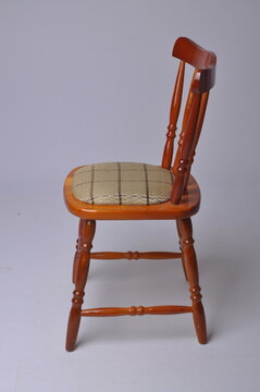 cadeira torneada rustica movel vintage detalhe classico 