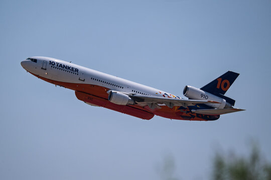 Sunport International Airport 8-7-2026 Albuquerque NM, USATanker 910 McDonnell Douglas DC-10-30 N612AX departing Albuquerque in support of the Frijoles fire north of Santa Fe, NM