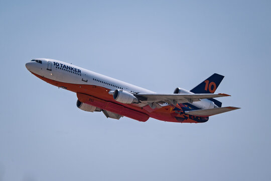 Sunport International Airport 8-7-2026 Albuquerque NM, USATanker 910 McDonnell Douglas DC-10-30 N612AX departing Albuquerque in support of the Frijoles fire north of Santa Fe, NM