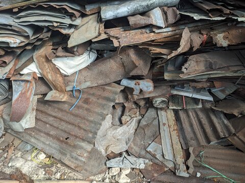 pile of sheet metal rubbish 