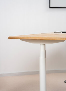 Details of a solid wood business desk