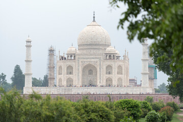 Taj Mahal © DiscoverByShutter