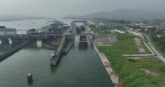 Qingyuan key water-control project in guangdong province,China
