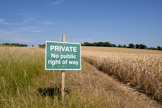  'Private No public right of way' sign, wheat field
