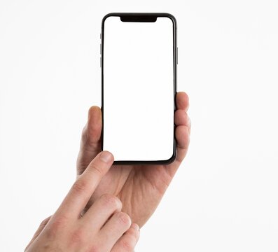 hand holding smartphone
