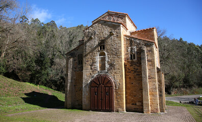 Fototapeta premium Iglesia de San Miguel de Lillo, Oviedo, Asturias, España