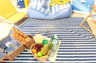 Fototapeta premium Chair and mat with pinnic set