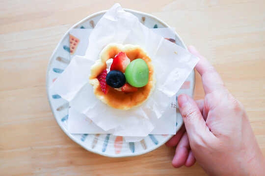 cheesecake with fruit topping or basque cheesecake with fruit topping