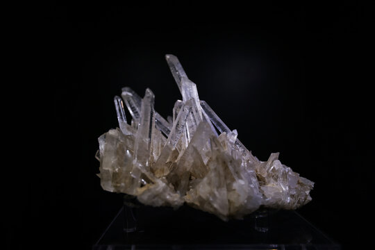 Quartz, barite, pumice, osumilite, pyroxmangite, rock, crystal