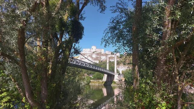Ch&acirc;teaux Gaillard - Les And&eacute;lys - Vue avec la Seine au premier plan - Eure - Normandie