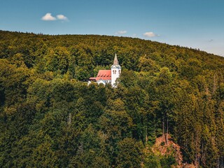 Maria Hilf (Chrám Panny Marie Pomocné), The sanctuary is located in the Czech part of the Opava Mountains, near the village of Zlaté Hory © Bartomiej