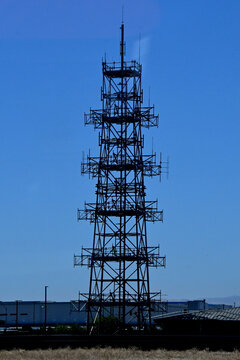 Emergency services communications tower