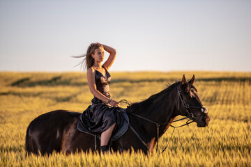 Beautiful woman wtih horse in coutriside © muro