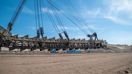 Tagebau Welzow Süd Maschinen Förderbrücke F60 Schaufelradbagger © eremit08