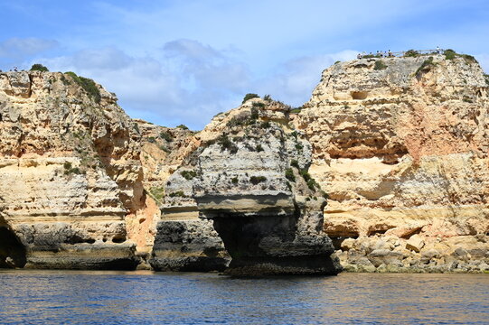 K&uuml;ste bei Praia Marinha an der Algarve