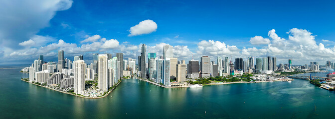 Obraz premium Panoramic Brickell Key. Skyscraper building architecture. Cityscape skyscraper. Panoramic skyline cityscape. City panorama. City downtown skyscraper. Aerial Miami panorama