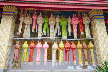 traditional thai style lanterns at the temple © Duvekot Fotografie