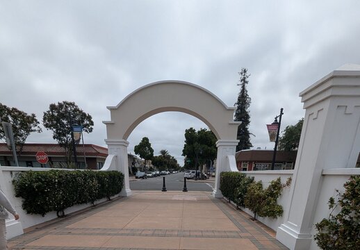 San Leandro Arch Entrance to Downtown Street