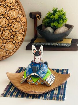  日本の伝統工芸を感じるおだいりさまと兎の雛飾り