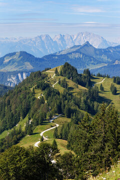 Austria, Salzkammergut, Pillstein mountain from Zwoelferhorn mountain at St. Gilgen