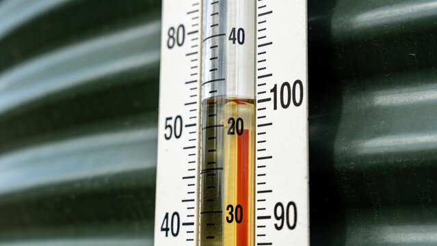 Water level indication in an irrigation system tank at a farm during hot weather