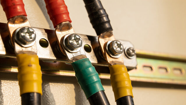 Electric connection in a solar panel setup supporting agrivoltaics and solar farming