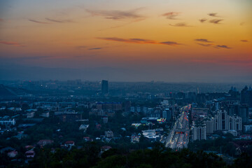 Fototapeta premium Almaty skyline at sunset