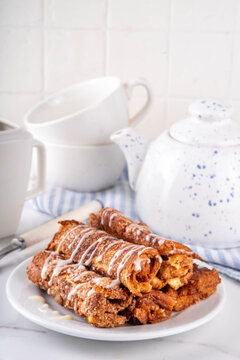 Sugary tasty Cinnamon roll french toast rolls for Breakfast on Brunch