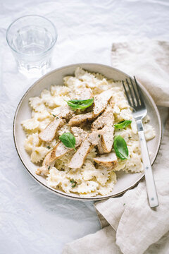 Creamy chicken pasta farfalle