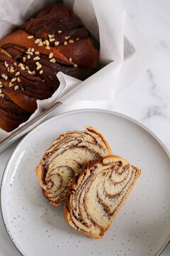 Chocolate babka