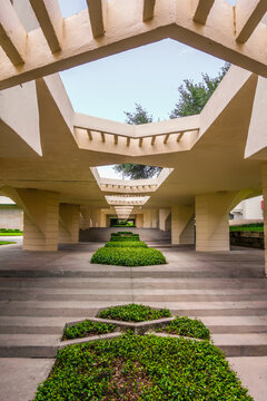 Lakeland, FL, US-June 15, 2026: Detail view of the campus of Florida Southern College campus with architecture of Frank Lloyd Wright.