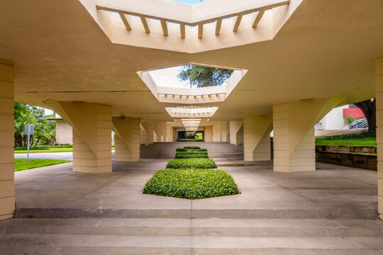 Lakeland, FL, US-June 15, 2026: Detail view of the campus of Florida Southern College campus with architecture of Frank Lloyd Wright.