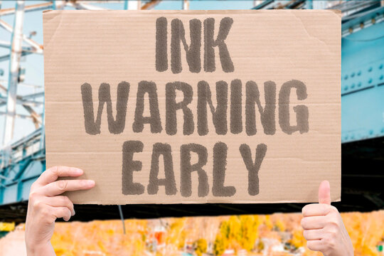 "Ink warning early" The printer alerts you before the text quality fades. PRINTER. INK. WARNING. CARTRIDGE. REPLACE.