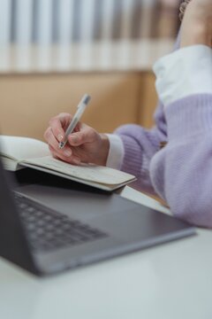 Escrit&oacute;rio 