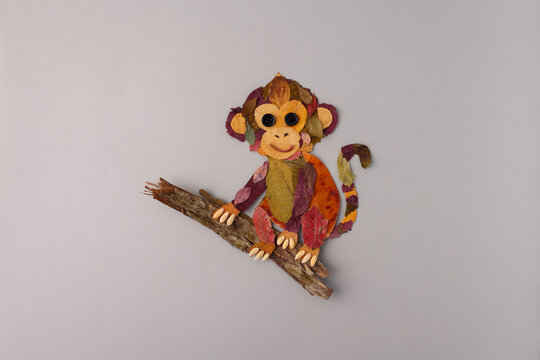 DIY autumn craft project kids school stationery shop creative workshop learning center pressed leaf monkey art,