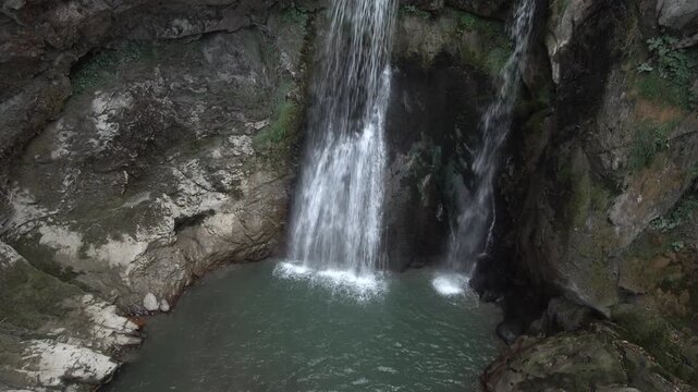 Risletenschlucht Wasserfall Nidwalden Schweiz - Sehensw&uuml;rdigkeiten Schweiz