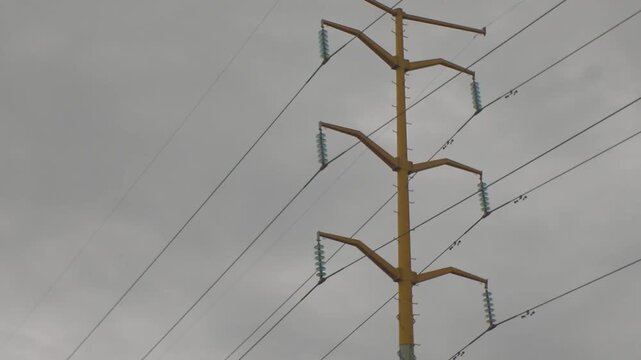 torre de luz, energ&iacute;a, electricidad, garrocha, cielo, alambrada, electricas, azul, conductos, cable, tel&eacute;fono, alto, industrias, tensi&oacute;n, palo, telegrafos, torre, comunicaciones, pil&oacute;n, tecnolog&iacute;a, ut