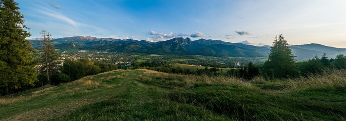 panorama of the Tatra mountains © CeeZee