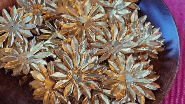 Metal flowers