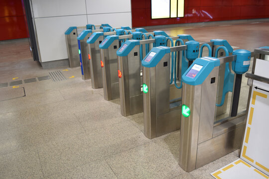 Fare gate in Singapore MRT