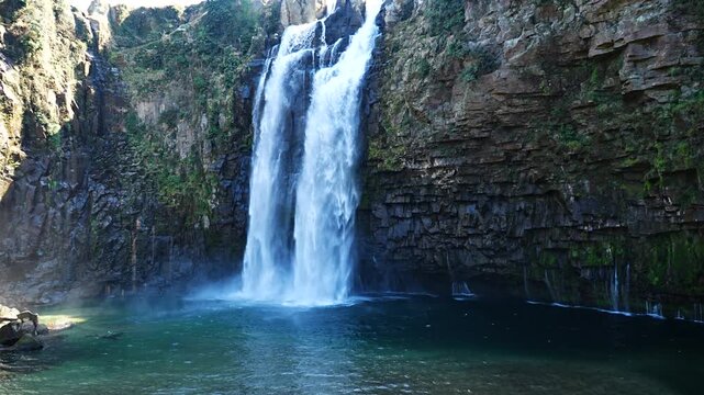 Ogawa Falls Waterfall with Emerald Green Plunge Pool in Kagoshima Japan - 日本 鹿児島県 大隅半島 清流とエメラルドグリーンの滝壺 雄川滝