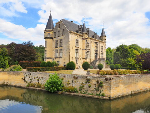 Historic Kasteel Schaloen with Moat and Gardens in Valkenburg, Limburg