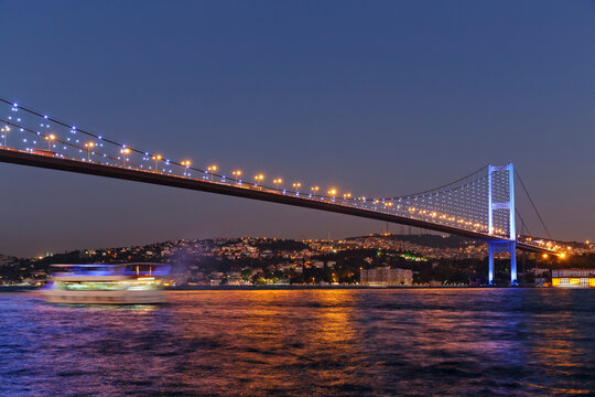 Turkey, Istanbul, View of Bosphorus Bridge and Beylerbeyi Palace in background