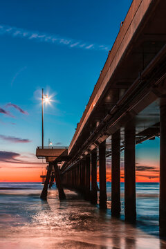 USA, California, Los Angeles, Venice Beach, Venice Beach Pier at sunset