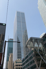 Fototapeta premium buildings in the Financial District, looking north on Bay St, including Commerce Court West (designed by Pei Cobb Freed & Partners with Page and Steele), 199 Bay St, Toronto