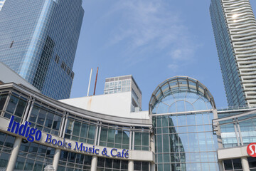 Fototapeta premium James and Albert streets entrance to Indigo - Toronto Eaton Centre (220 Yonge St, Floors 2-4)