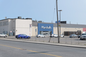 Fototapeta premium distant view of Marshalls, a department store chain, located here at 23 Brentcliffe Rd, East York, Toronto