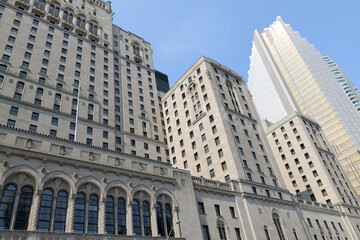 Fototapeta premium opened in 1929, the Châteauesque Fairmont Royal York at 100 Front St W, Toronto, was designed by Ross and Macdonald (with Sproatt and Rolph) for the Canadian Pacific Railway as a grand hotel