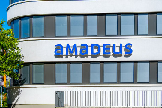 Amadeus GmbH company logo office building, German IT technology provider, corporate signage, global travel technology, digital transformation, modern tourism, booking systems Bad-Homburg, GERMANY
